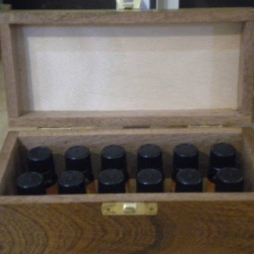 ערכת שמנים אתריים - מכללת ברק